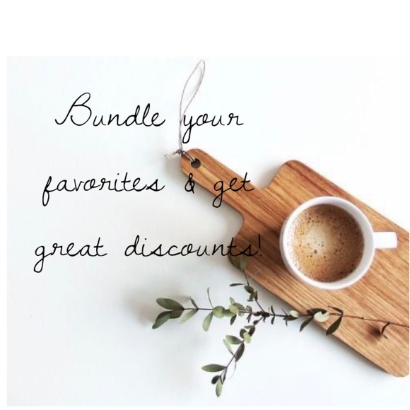 ๐ฟ๐ฟHello! Welcome to My Closet!๐ฟ๐ฟ Iโm Sam! - Picture 7 of 8